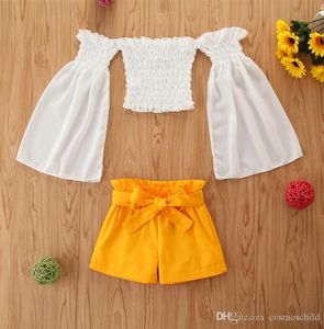 uzun kollu sarı çocuklar gömlek toptan satış-2021 Yaz Kız Iki Parçalı Kızlar Set Yabancı Stil Takım Elbise Tek Omuz Uzun Kollu Bebek Gömlek Sarı Şort Çocuk Giysileri