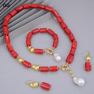 weiße korallen perlen schmuck set großhandel-Schmuck Natürliche weiße barocke Perle rote Korallen goldfarben überzogen gebürstete Perlen Halskette Armband Ohrringe Sets für Frauen