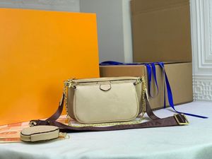 takım çantası deri toptan satış-Lüks Tasarımcılar Çanta Çanta Kadınlar Favori Parça Suit Messenger Çanta Monogram Deri Kabartma Çok Kılıfı Aksesuarları Omuz Crossbody Çanta