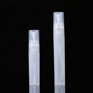 ファインミスト噴霧器キャップが付いている5ml ml mlのプラスチックスプレーのサンプルのびんのペン形香水チューブ