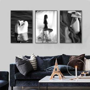 Paintings Black White Fashion Poster Elegant Dancing Girl Swan Wall Art Canvas Painting Nordic Vintage Picture For Living Room Decor