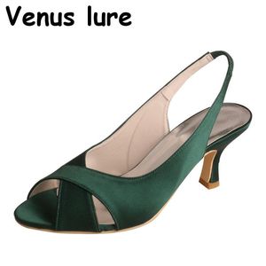 yeşil ayakkabı zümrüt toptan satış-Elbise Ayakkabıları Kadınlar için Lure Wide Party Düğün Zümrüt Yeşil Saten