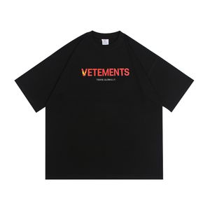 kadın bayrak gömlek toptan satış-21ss VTM Bayrak Logosu Baskılı Mektuplar T Shirt Erkekler Ve Kadınlar Kısa Kollu T Shirt Yüksek Sokak Moda Marka Gevşek Tee