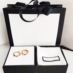 Top Luxury Designer Ring k Gold Non fading Rings Couple Interlocking Fashion Simple Jewelry Supply