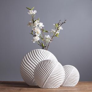 grand vase blanc achat en gros de Vase nordique de céramique moderne pour fleurs Plante plante blanc Géométrique Body Tall Ceramique Décorations de ménage El50va Vases