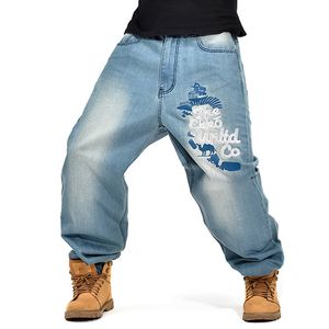 ingrosso hop jeans hiphop-New Tide Men Jeans Hiphop Hip Hop Jeans Fashion Personalità Ricamo Allentato Plus Size Denim Pantaloni Denim Pantaloni da uomo Pantaloni Bottoms Light Blue