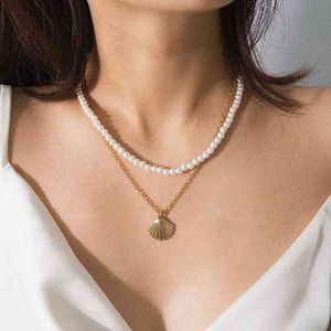SJHE Luxury White Pearl Stone Pendant Halsband för Kvinnor Guld Sommarskal Scallop Chain Multilayer Jewely Tillbehör