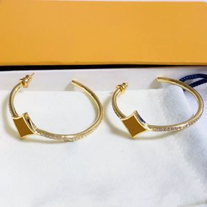 Mode Stud Hoop Örhängen med Rhinestone Big Circle Örhängen Simple Gold Color Loop Smycken för Kvinnor Present