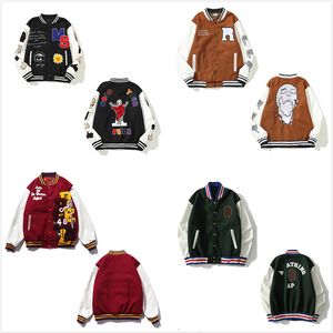 5人の男性のジャケットハイストリートトレンド野球スーツ高品質ルーズカジュアル刺繍レザースリーブスプライスコットンジャケットヒップホップスタイル