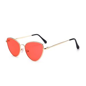 óculos de sol de cateye vermelho venda por atacado-Sexy Pequeno Vintage Gato Olho Óculos de Sol Mulheres Vermelho Preto Sol Óculos Femininos Senhoras Cateyes Sunglass