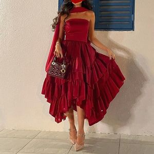 Arabic Burgundy Short Evening Dresses Strapless Ruffled Tea Length Dubai Girls Prom Cocktail Gowns