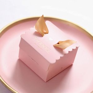 pink flower cake großhandel-Geschenk Wrap stücke Rosa Verpackung Papier Candy Boxes Baby Dusche Hochzeit Dragees Kuchenbox mit Band Blume Handwerk Packages Wickel