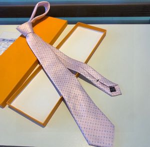 gelbe krawatte für männer großhandel-Herren Krawatte Designer Seidenkrawatten für Männer Mode Hochzeit V Buchstaben Bogen Luxurys Dessinner Cinturones Diseño Mujeres Ceintures Ceinture L
