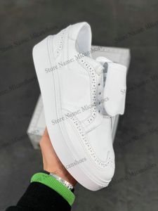 KX E0 G Dragon Peeminusone Designer Casual Shoes Triple White Gd Kobiety Męskie Sneakers Sports