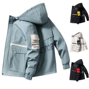 bahar paltoları erkek toptan satış-İlkbahar ve Sonbahar Giyim Erkekler Ceket Dış Giyim Kapşonlu Patlanmış Ceket İnce Parka Hip Hop Erkek Moda Baskılı