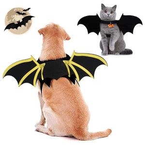 schwarze katze mit schlägerflügeln großhandel-Katze kostüme haustier kleidung bat wing halloween cosplay prop hund lustige outfit mit klein glocke vampir schwarz fantastisch dress prod