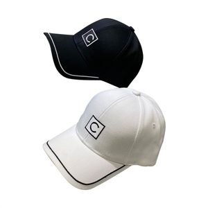 einfache moderne großhandel-Designer Ball Caps Mode Simple Hat Klassische Baseballkappe Design Für Mann Frau Justierbare Hüte Farbe Gute Qualität