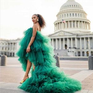 Feestjurken Fashion Emerald Groene Ruches Hoge Low Prom Strapless Puffy Tiered Long Tulle Gowns Plus Size Formele Jurk