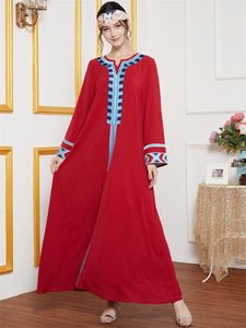 Etnisk broderad arabisk lång klänning full ärm maxi klänningar fall lös plus storlek marockansk kalkon muslimska islamiska kläder casual