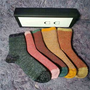kurze socken großhandel-Mode Herren und Womens Four Seasons Reiner Baumwolle Knöchel Kurze Socken Designer Atmungsaktive Freizeit Freizeit Farben Business Socke