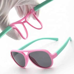 Wholesale toddler frames resale online - 2021 trendy toddler baby pilot outdoor polarised sunglass fashion UV400 silicone flexible frame sport kid sun glass