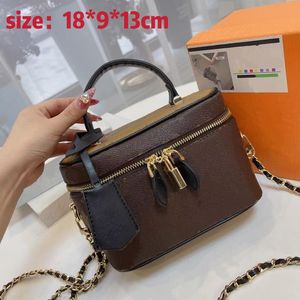 Lady travelling toilet Cosmetic Bags Makeup Train Cases Fashion Large Capacity Wash Toiletry Bag