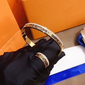 charmes antiques pour bracelets achat en gros de Bracelet en cuir d arrivée Bracelet d amour tissé Antique Mens Charme Bracelets Pulseira Masculina Magnet Aimant Bangles Mode Bijoux