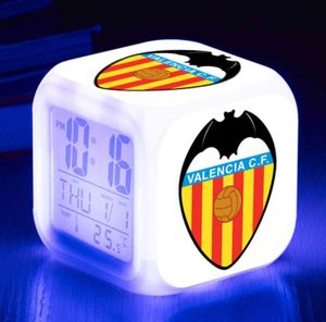 flaş çalar saat toptan satış-Dijital Saat Renk Çalar Saat Gerçek Sociedad De Futbol Çocuk Hediye Futbol Kulübü İzle Flaş Led Yatak Odası Lamba Dropship