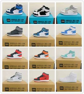 Toptan satış Klasik Sneakers Eğitmenler Erkekler Kadınlar Için Ayakkabı Yüksek Üst Deri Dantel-Up Rahat Moda Rahat Kaykay Spor 36-44 Rulo Ayakkabı