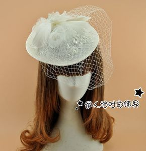 Vita brudhattar fascinatorer sinamay hattar försäljning fabrik grossist brud hår tillbehör bröllop hattar för brudar Tocados sombreros bodas