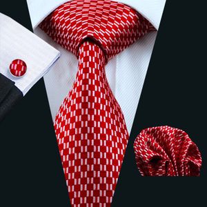 ensemble de cravate à l'encolure achat en gros de Hommes Corbatas avec grille Epoux Mode New CORBATA Fasion Cravates à carreaux rouges imprimés Cravates pour adultes N