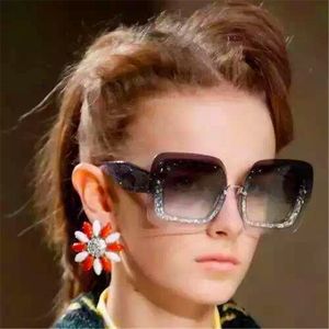bling çerçeveleri toptan satış-Yeni Moda Kadınlar Tasarım Güneş Gözlüğü SMU01R Kare Gözlük Kristal Çerçeve Bling Gözlük Pembe Kılıf Ile Büyük Popluar Stil