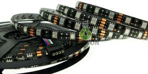 Black PCB Board LED Strip Warm Wit Wit RGB IP65 Waterdichte DC12V LEDs LED M Flexibele L