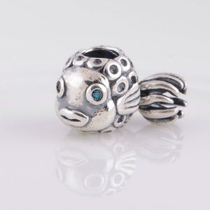 encantos de peixes de prata esterlina venda por atacado-Fish Charms Beads S925 Sterling Silver Fits para Pulseiras de estilo de marca original H9