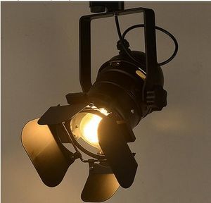 modernos tecto focos venda por atacado-Faixa de luz retro espaço moderno minimalista país americano industrial loja de roupas personalizadas spotlights lâmpada de artes de teto