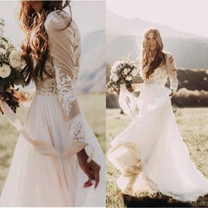 Bohemian Country Bröllopsklänningar med rena Långärmade Bateau Neck En Line Lace Applique Chiffon Boho Bridal Gown Cheap