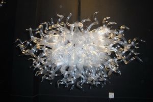 Lampy wisiorek Piękny nowoczesny design White Clear Glass Piłki Żyrandole Dostosowane Rozmiar Okrągły kształt Dekoracji Lampa Duży Kryształowy Żyrandol Do Domu