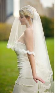 Wholesale embroidered edge veil resale online - Arrival Diamond New Veil Lace Appliques Edge Wedding Veil Bridal Accessories With Comb voile mariage