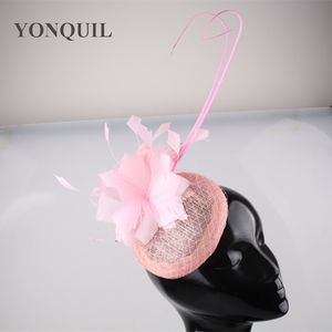 rosa blume fascinator großhandel-Rosa Farbe Fascinator Hut mit Strauß Feder Basis Feder Haarband Frauen Party Hochzeit Haarschmuck cocktail Kopfbedeckungen