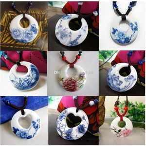 ファッションジュエリーホワイトとブルーの磁器の陶磁器のネックレスの女性花の中国の芸術手作りの民族ネックレスジェイドネックレス中国の贈り物