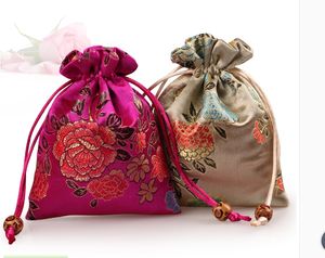 Tjockna krysantemum små smycken påse dragsko silke brocade presentförpackning väska parfym sminkverktyg lagring påse godis te gynnar väska