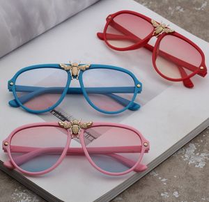 akrilik su geçirmez
 toptan satış-Tasarımcı Çocuk Metalleri Arılar Sunglass Moda Erkek Kız UV Adumbral Gözlük Çocuk Plaj Gözlük Çocuk Açık Gözlük C6356