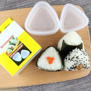 ingrosso maker di riso giapponese-2 pz set premere Triangolare FAI DA TE Sushi Stampo Strumenti di Sfoglia di riso Food Onigiri Maker Stampo Kit Giapponese Cucina Giapponese Bento strumento DBC BH3554