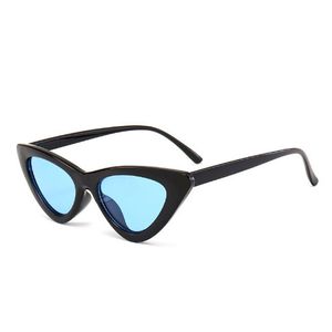 vidrios antiguos al por mayor-Viejas gafas de sol femeninas de triángulo de diseño de gafas gafas gato gafas de sol gafas de sol de manera única para enviar caja de regalo de envasado
