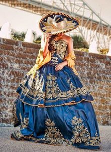 Quinceanera Klänningar Mexikansk Luxury A Line Weddiing Masquerade Ball Gown Royal Blue Sweety Girls Prom Party Dress