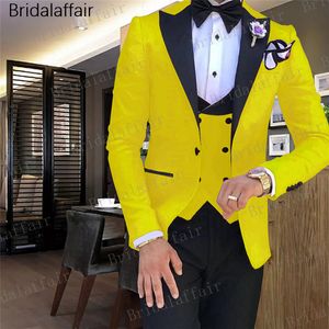 Wholesale 3pcs tuxedo for sale - Group buy Gwenhwyfar Tide Men Colorful Fashion Wedding Suits Plus Size Yellow Pink Green Blue Purple Suits Jacket Pants Vest Tuxedos