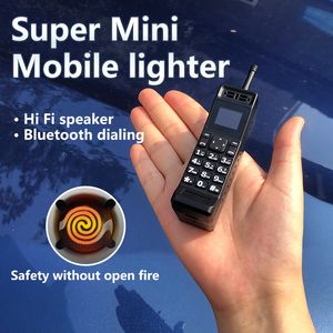 Klassisk stil Super Mini Elektronik Lättare Mobiltelefon Nostalgisk Bluetooth Synkront Singel SIM kort Vintage Tiny Finger MP3 Cellphon