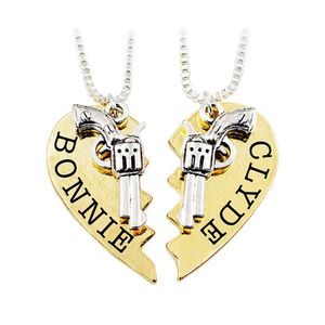 Guns Broken Heart Pendant Necklaces Thelma Louise Bonnie Clyde Fashion Friendship Forever Necklace Keepsake Gift Jewelry for Couple Lovers