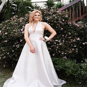 2020 Princess Halter Wedding Dresses V Neck with Satin Train Boho Garden Bridal Gown Custom Made
