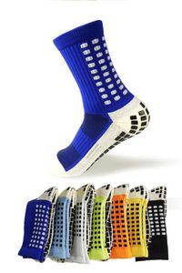 soccer socks hot toptan satış-Yeni Çorap Katı Sıcak Stil Kayma Futbol Futbol Spor Çorap Unisex Bay Bayan Çorap Çoklu Renk